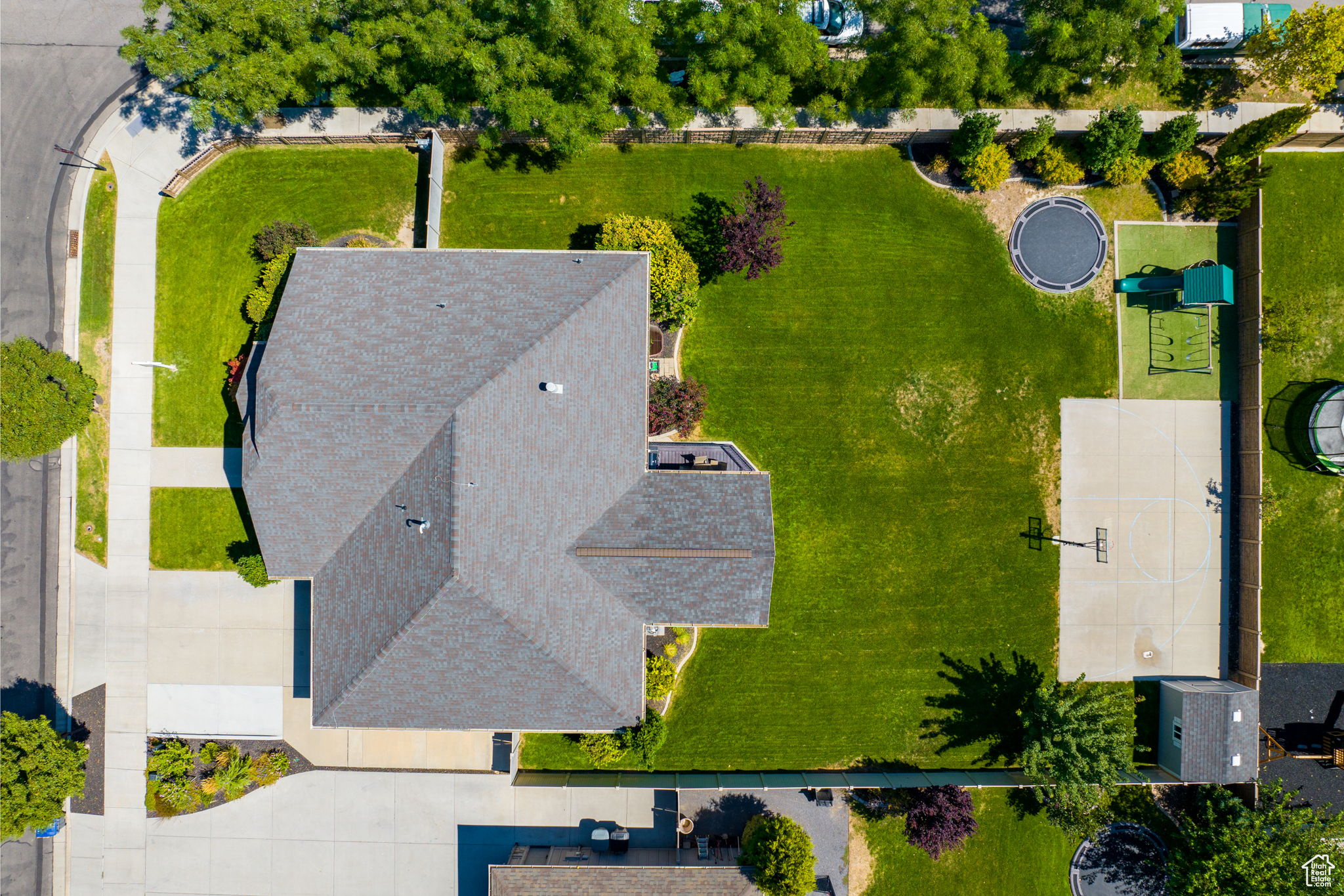 1009 W SHIRE RIDGE CIR