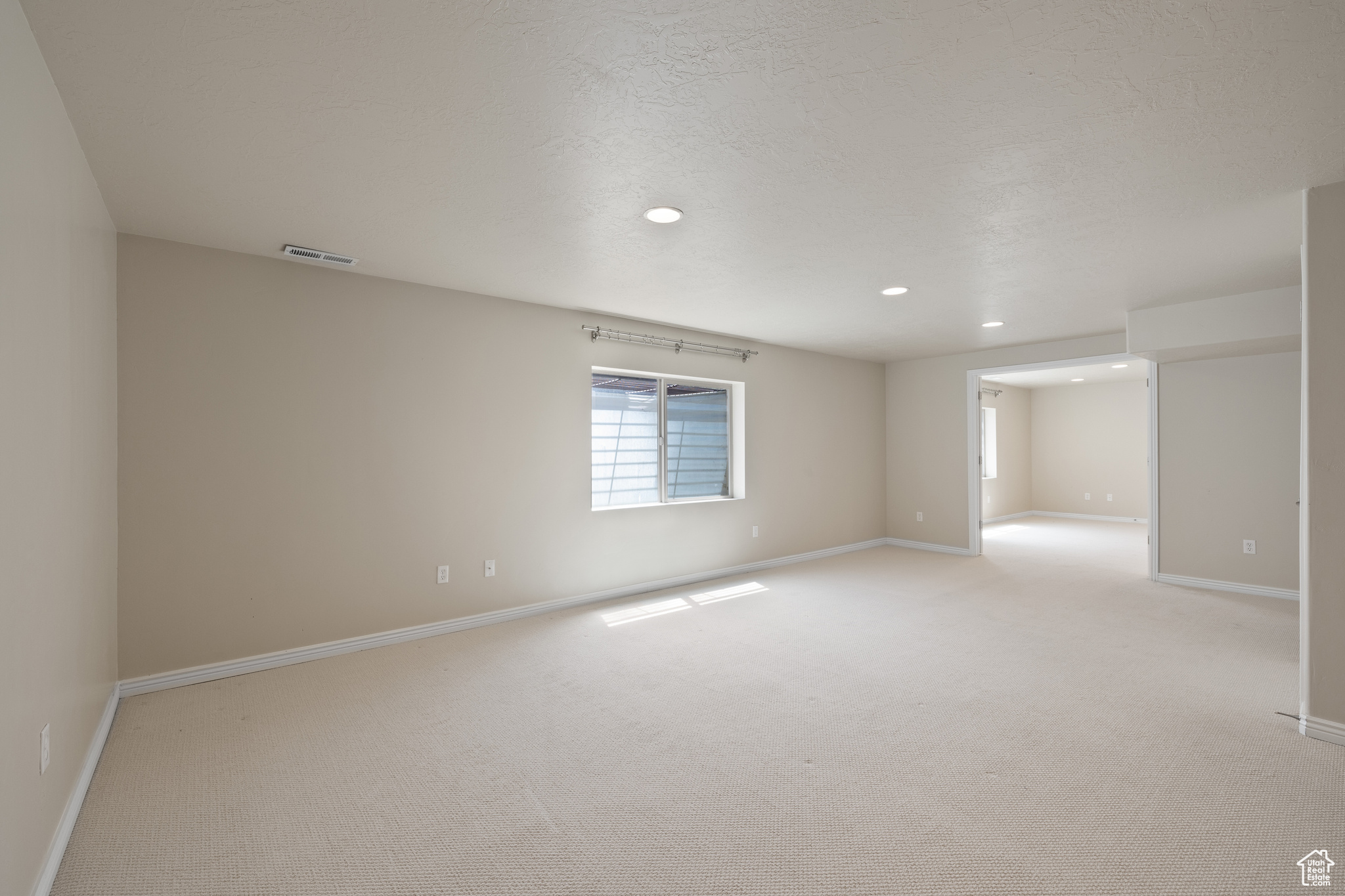 2274 W MACKAY LN
