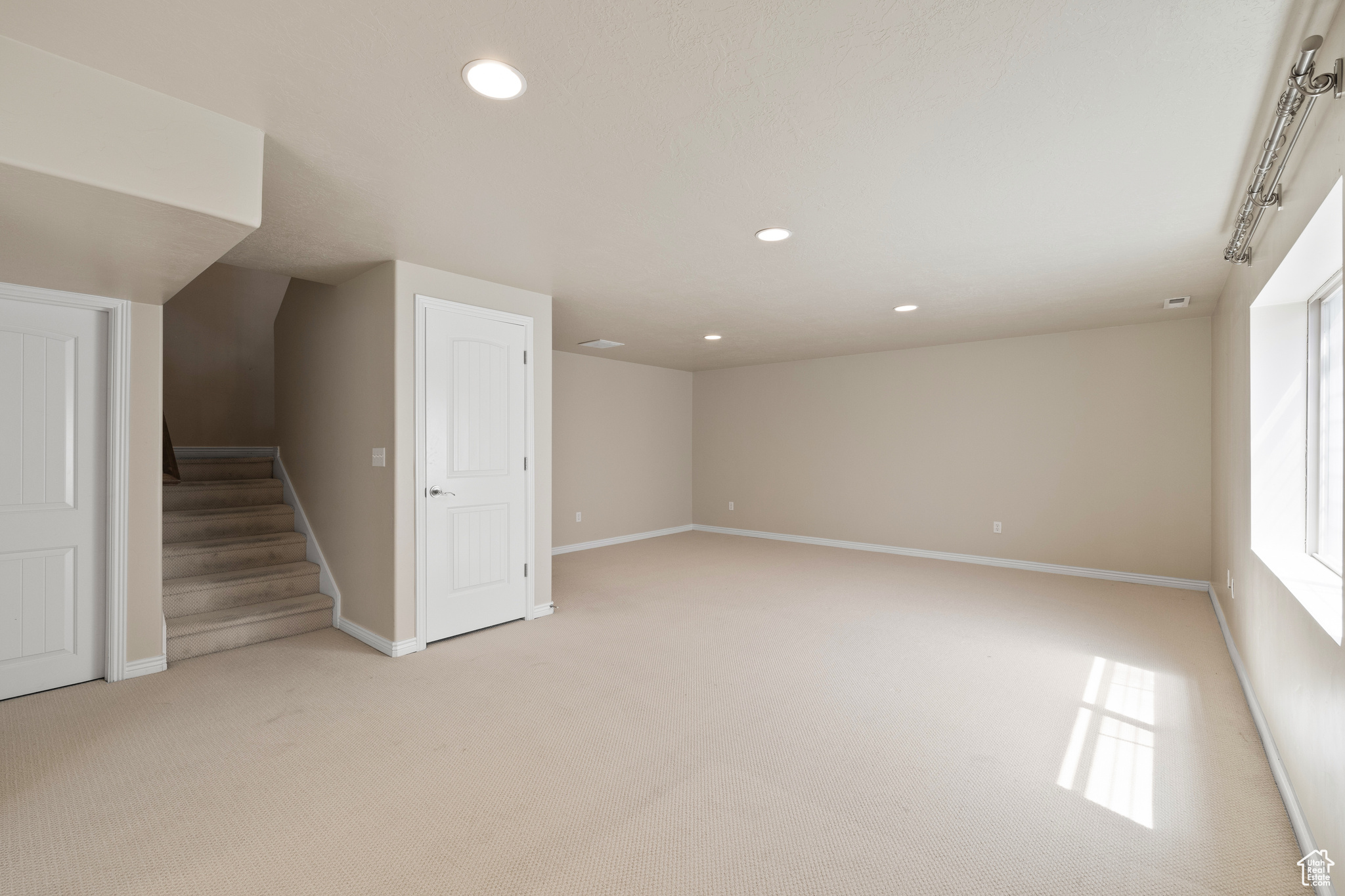 2274 W MACKAY LN