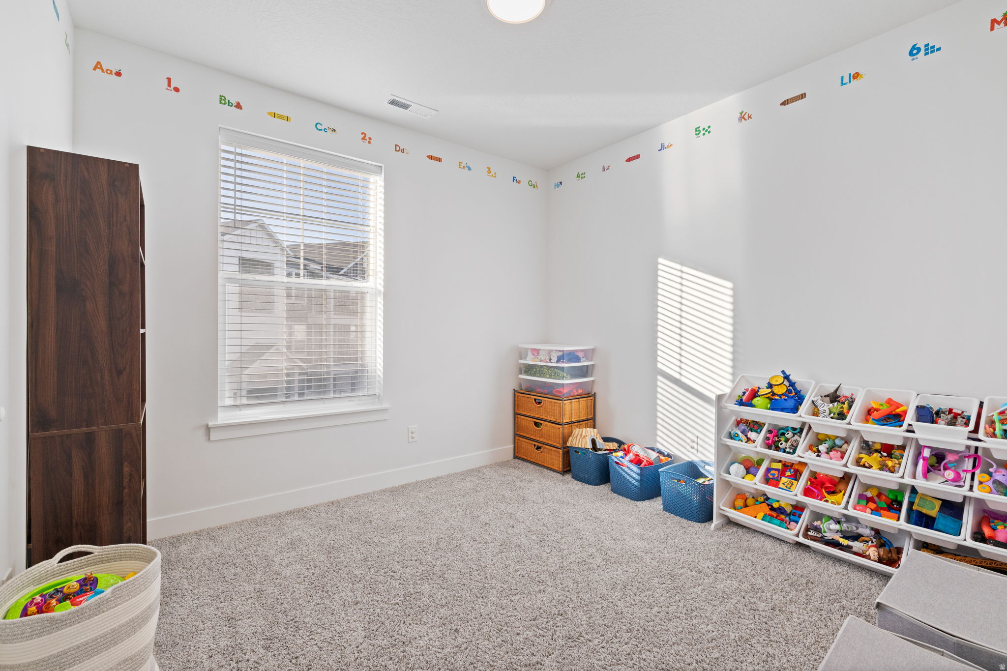 937 W BIG BEN LN #202