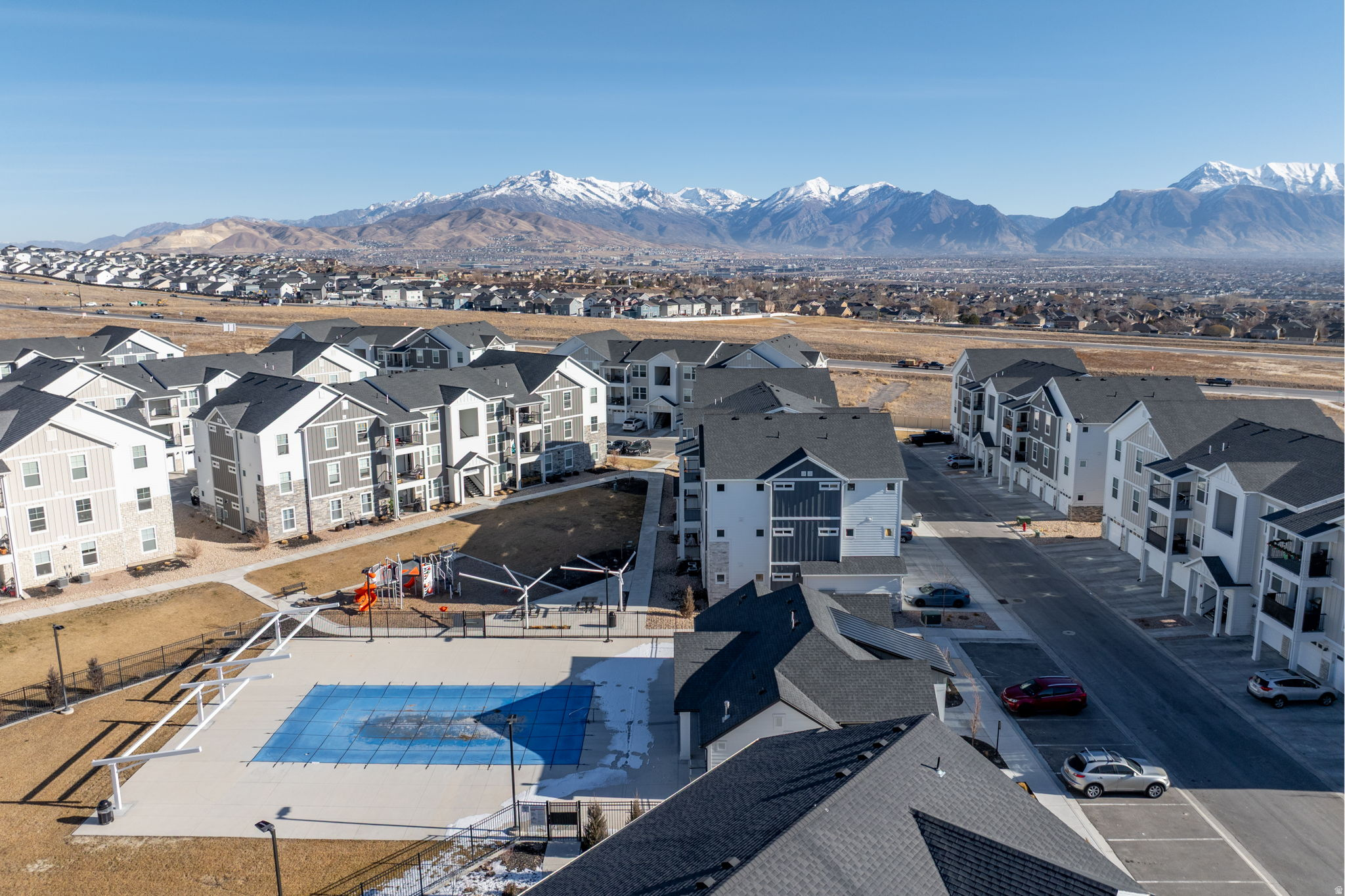 937 W BIG BEN LN #202