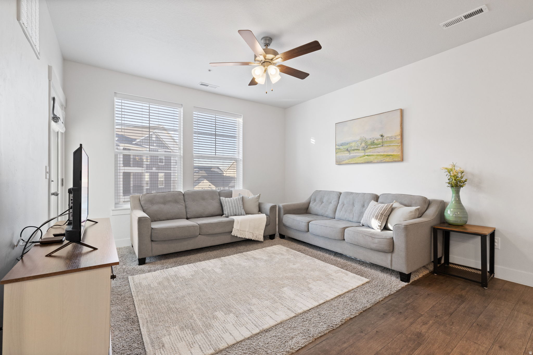 937 W BIG BEN LN #202