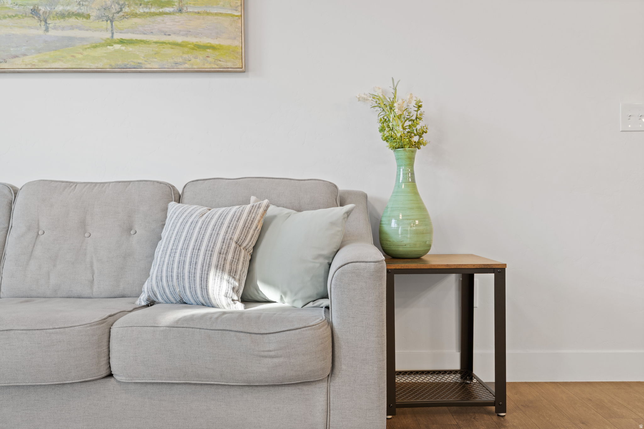 937 W BIG BEN LN #202