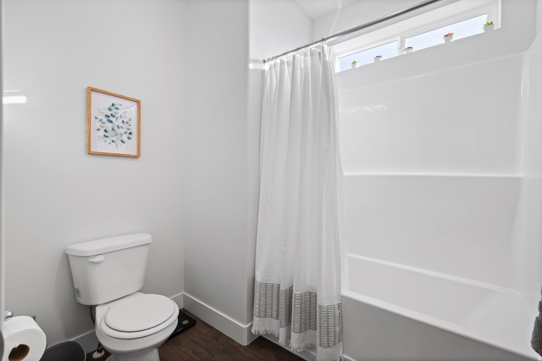 937 W BIG BEN LN #202