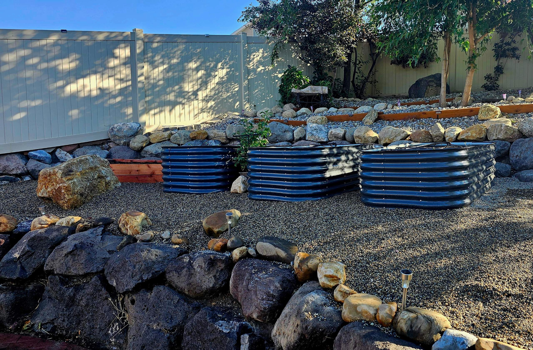 1272 N CEDAR HOLLOW BLVD