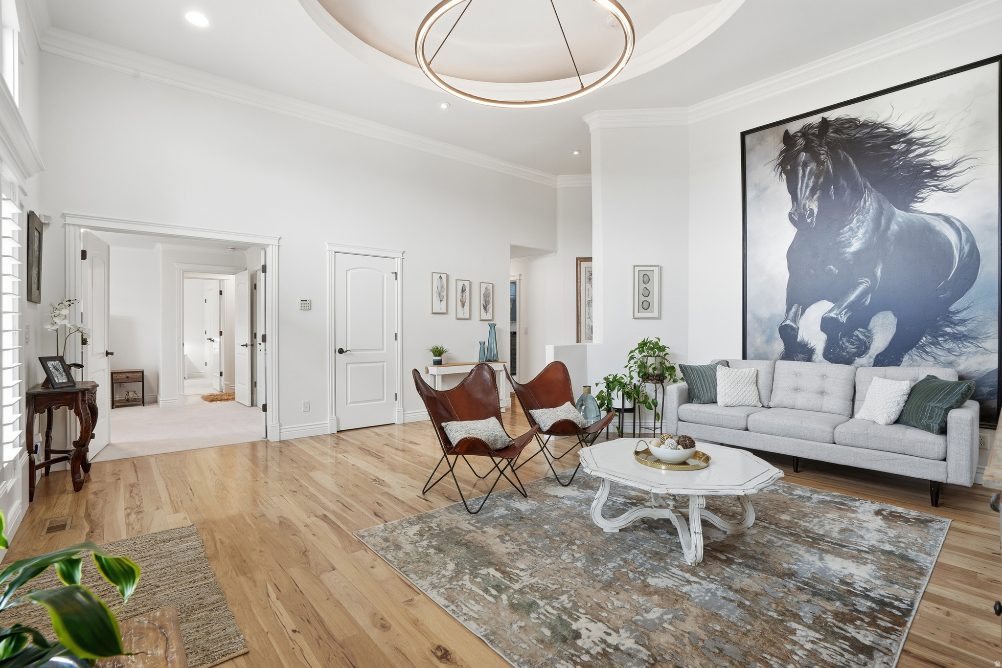 1272 N CEDAR HOLLOW BLVD