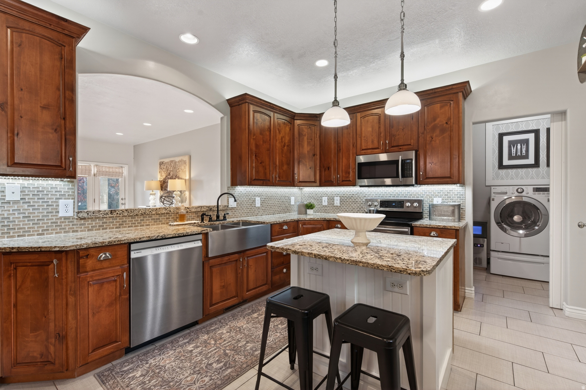 8062 S PONDS LODGE DR