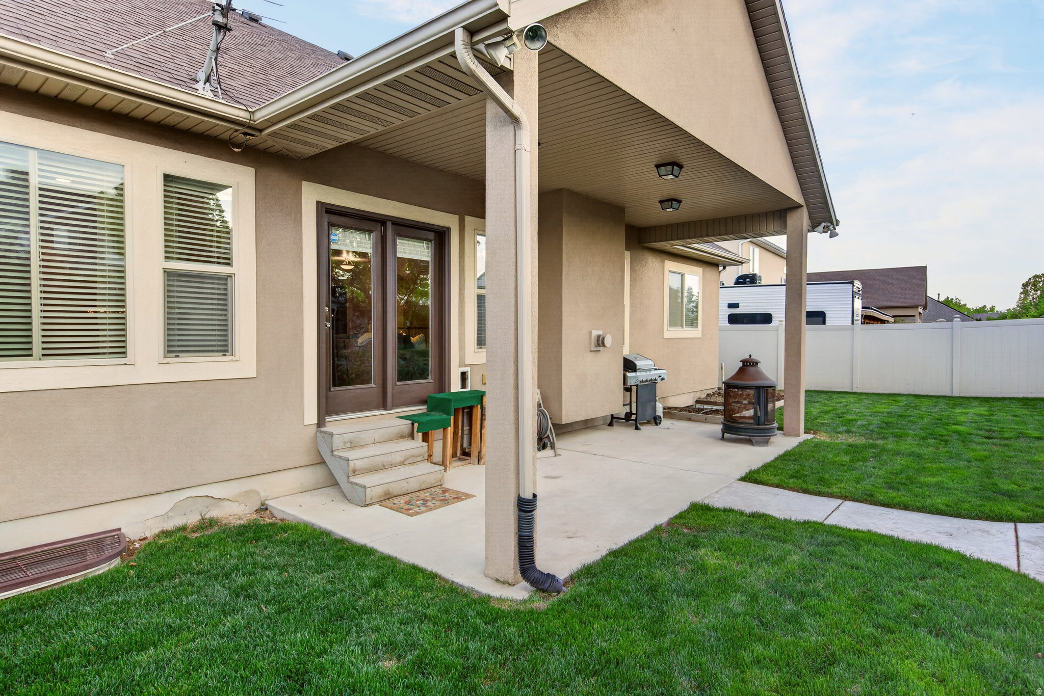 8062 S PONDS LODGE DR