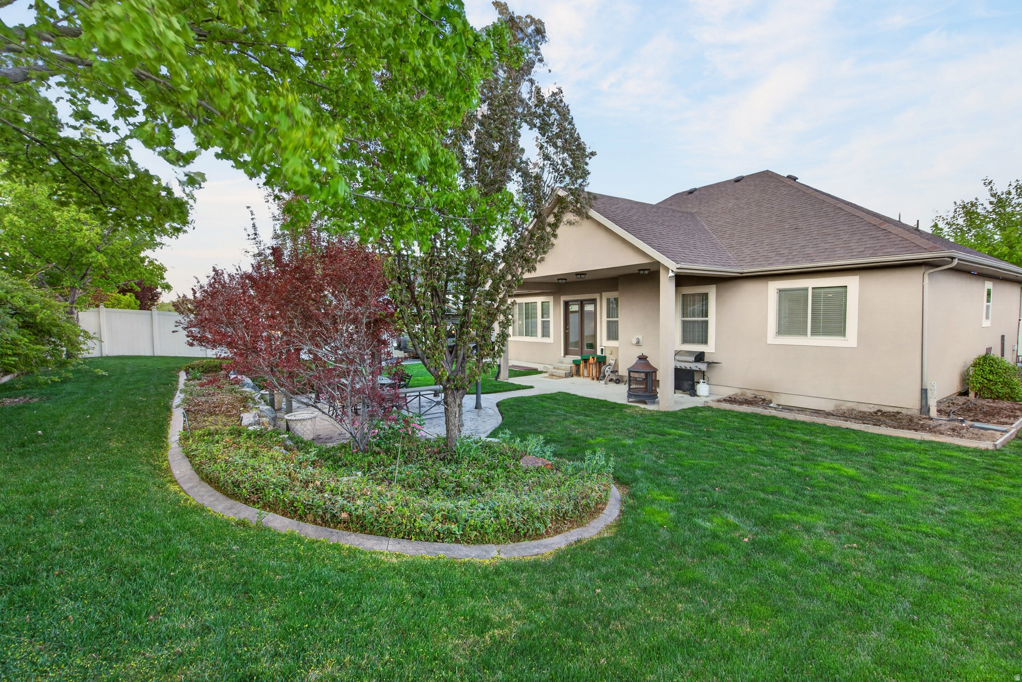 8062 S PONDS LODGE DR