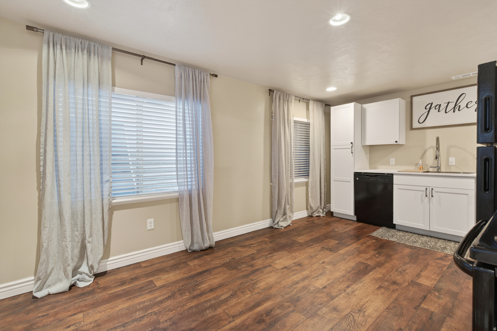 8062 S PONDS LODGE DR