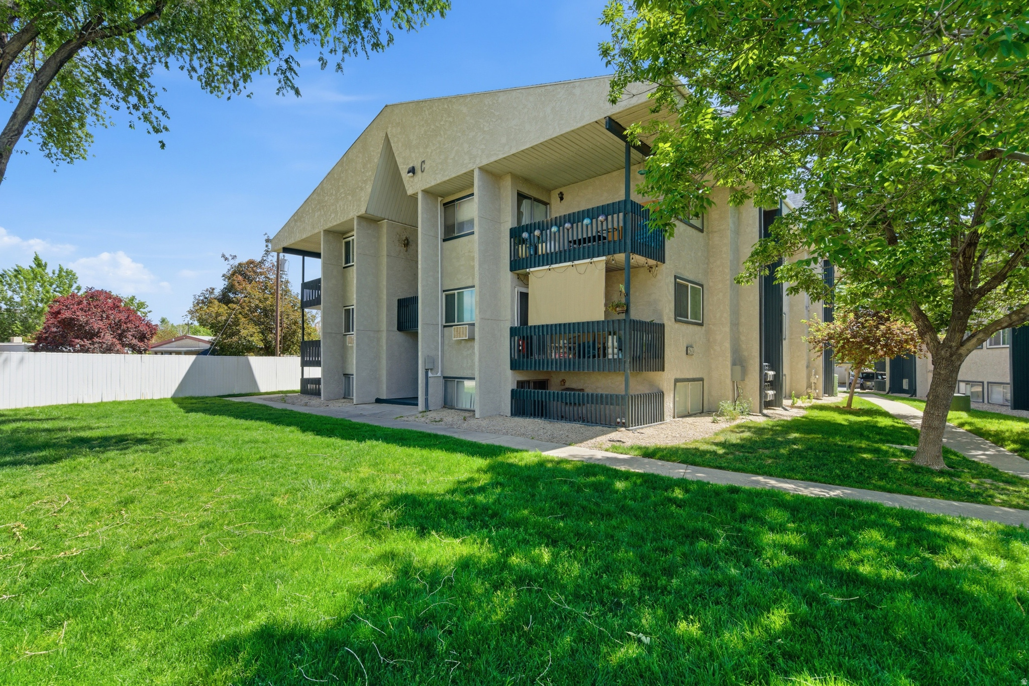 269 E HILL AVE #2