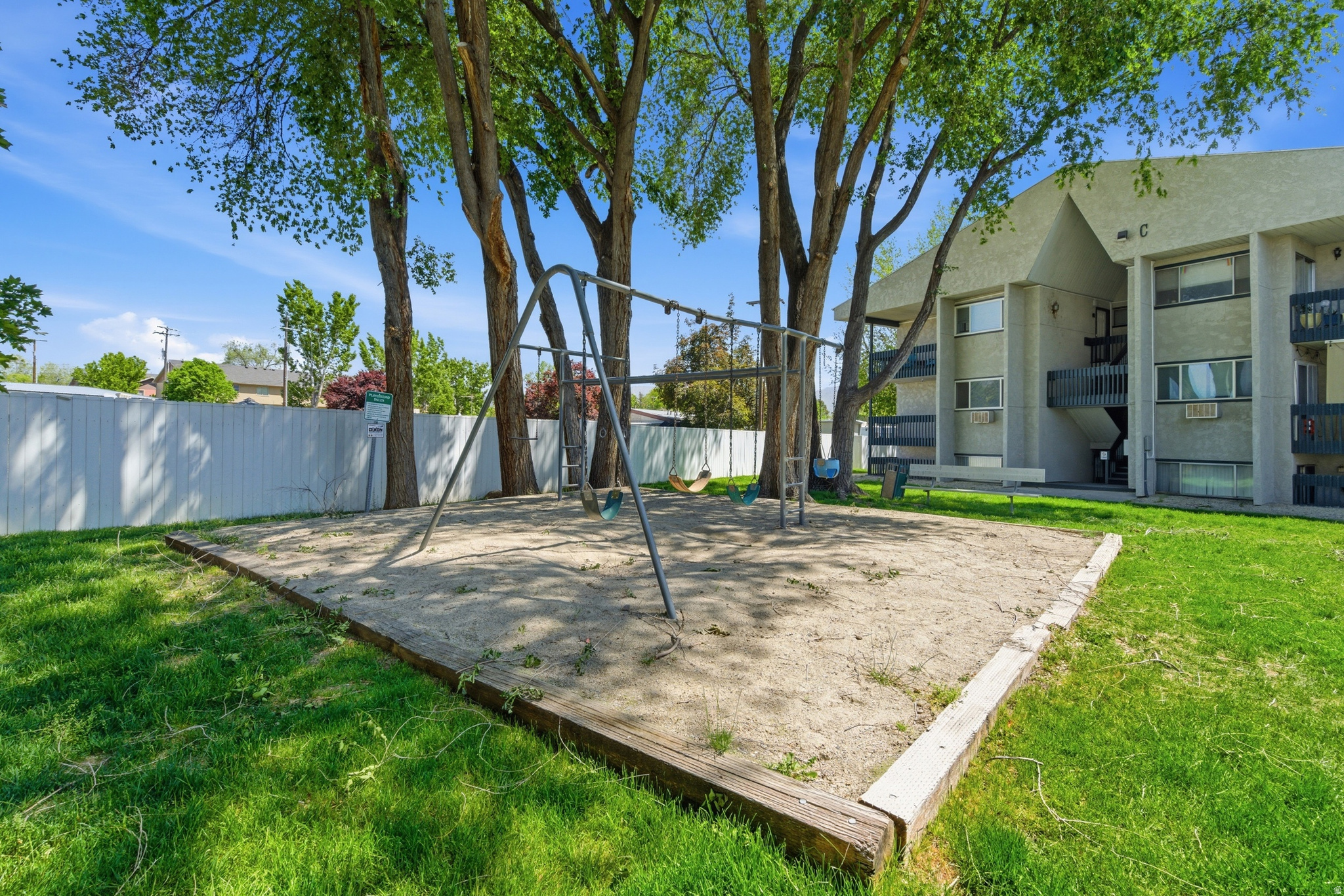 269 E HILL AVE #2