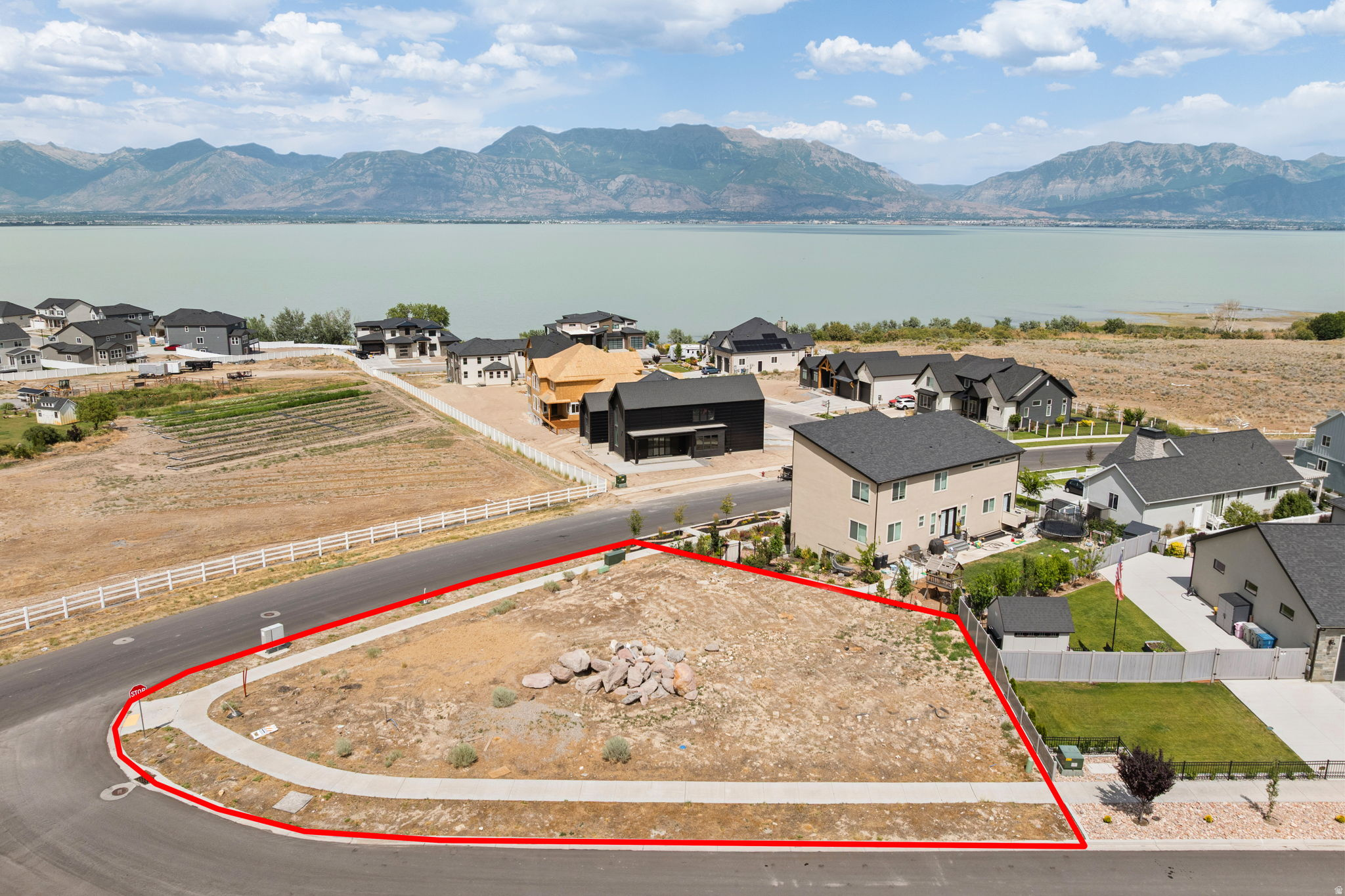 3492 S MEADOWLARK LN