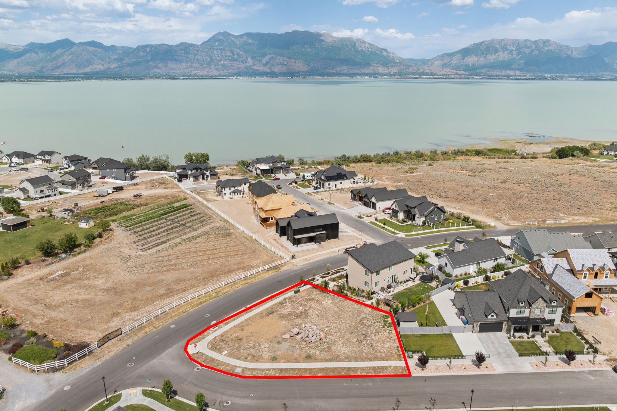 3492 S MEADOWLARK LN