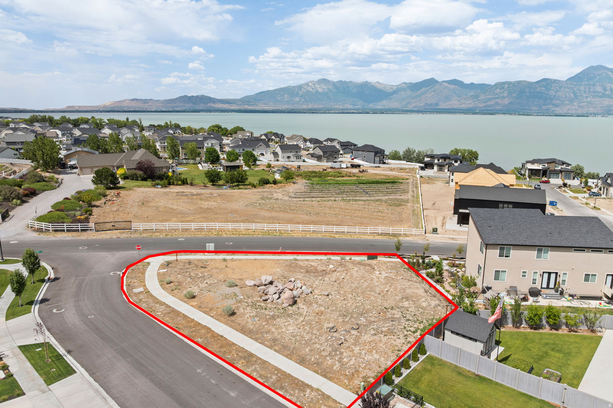 3492 S MEADOWLARK LN
