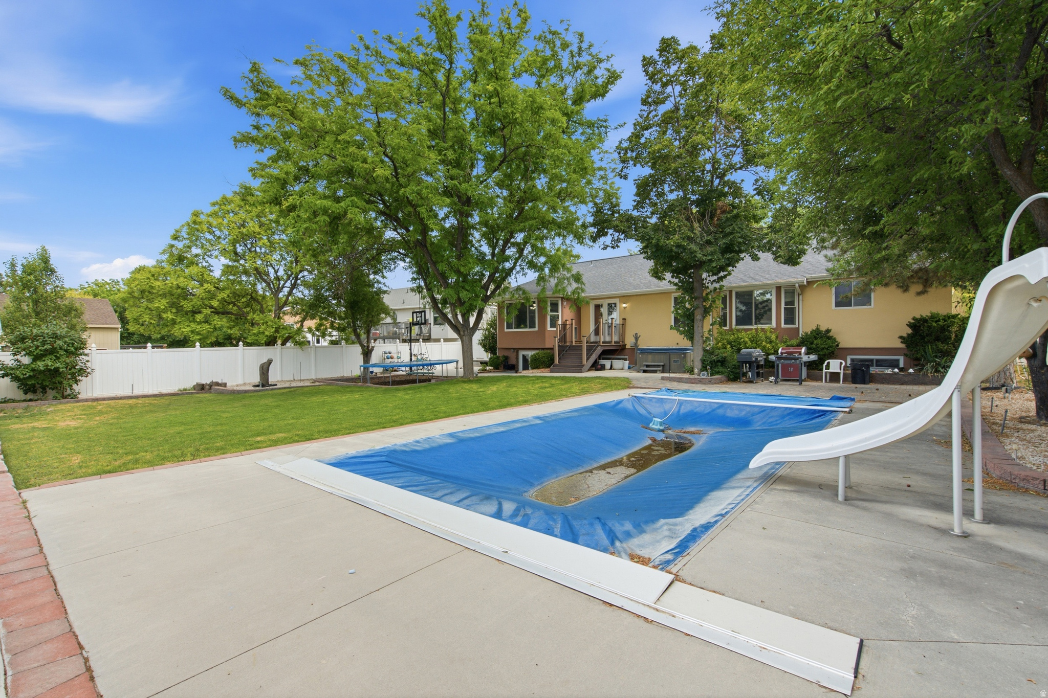 2986 W SOUTHPOINTE RD