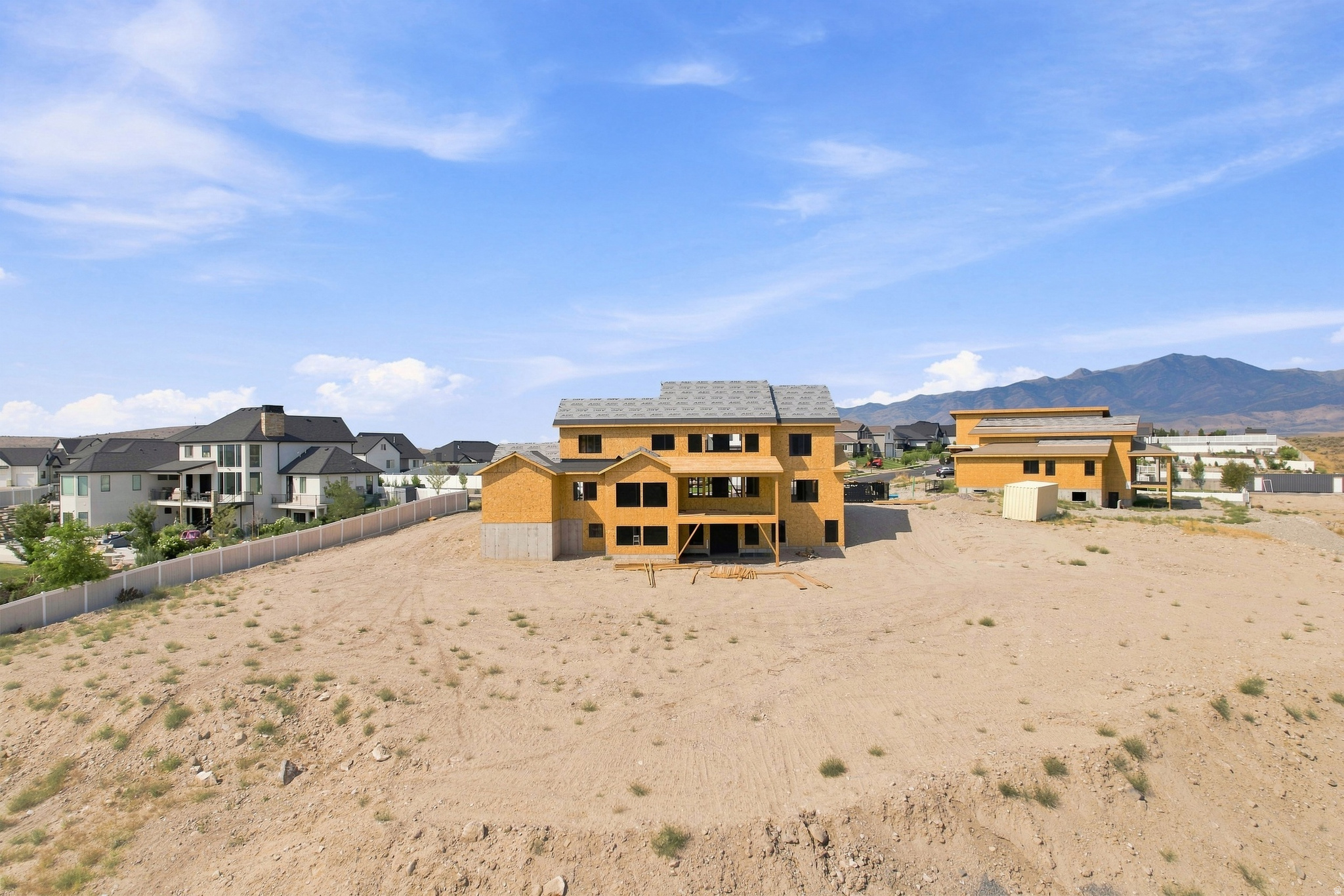 9126 N LAKEFRONT DR