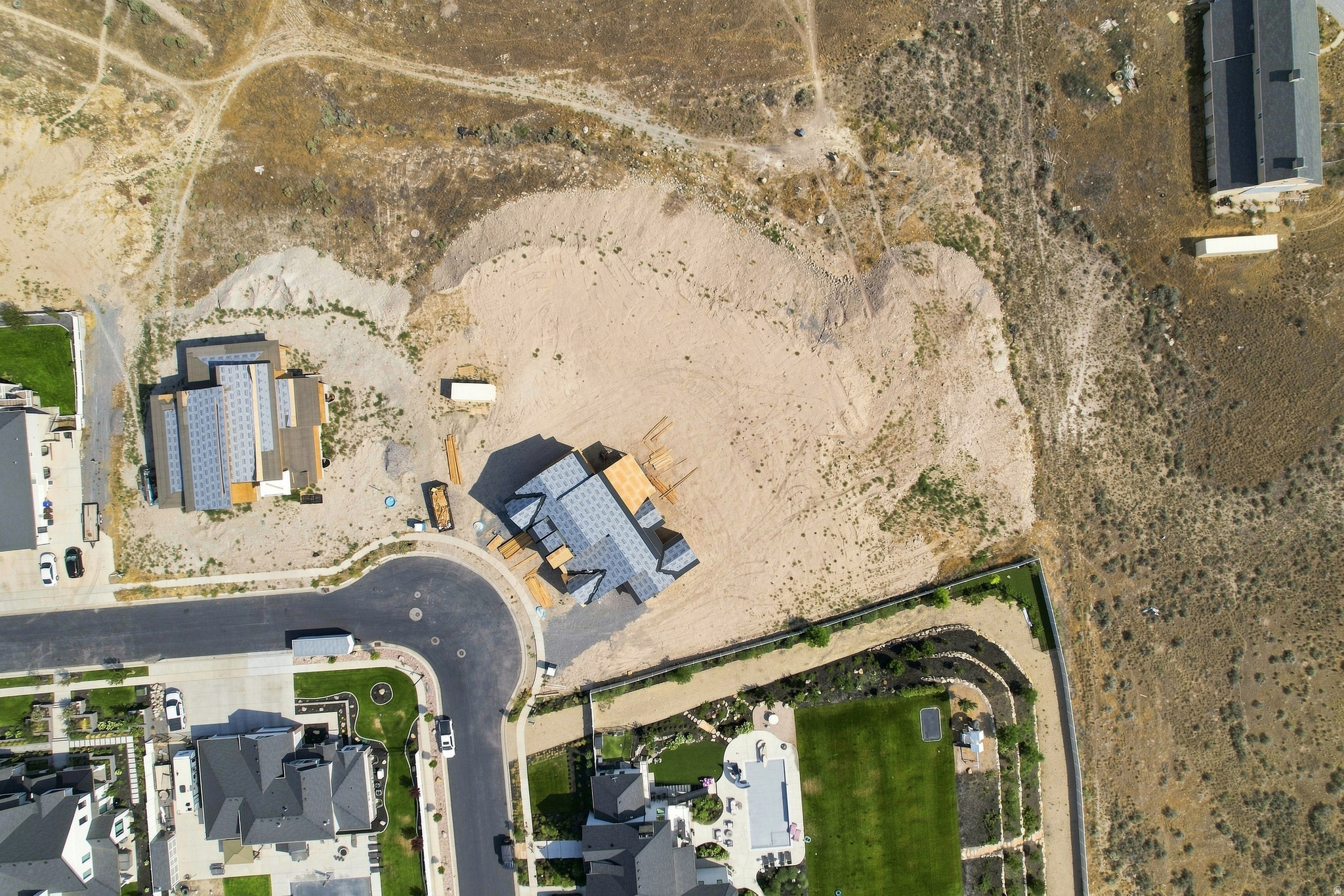 9126 N LAKEFRONT DR