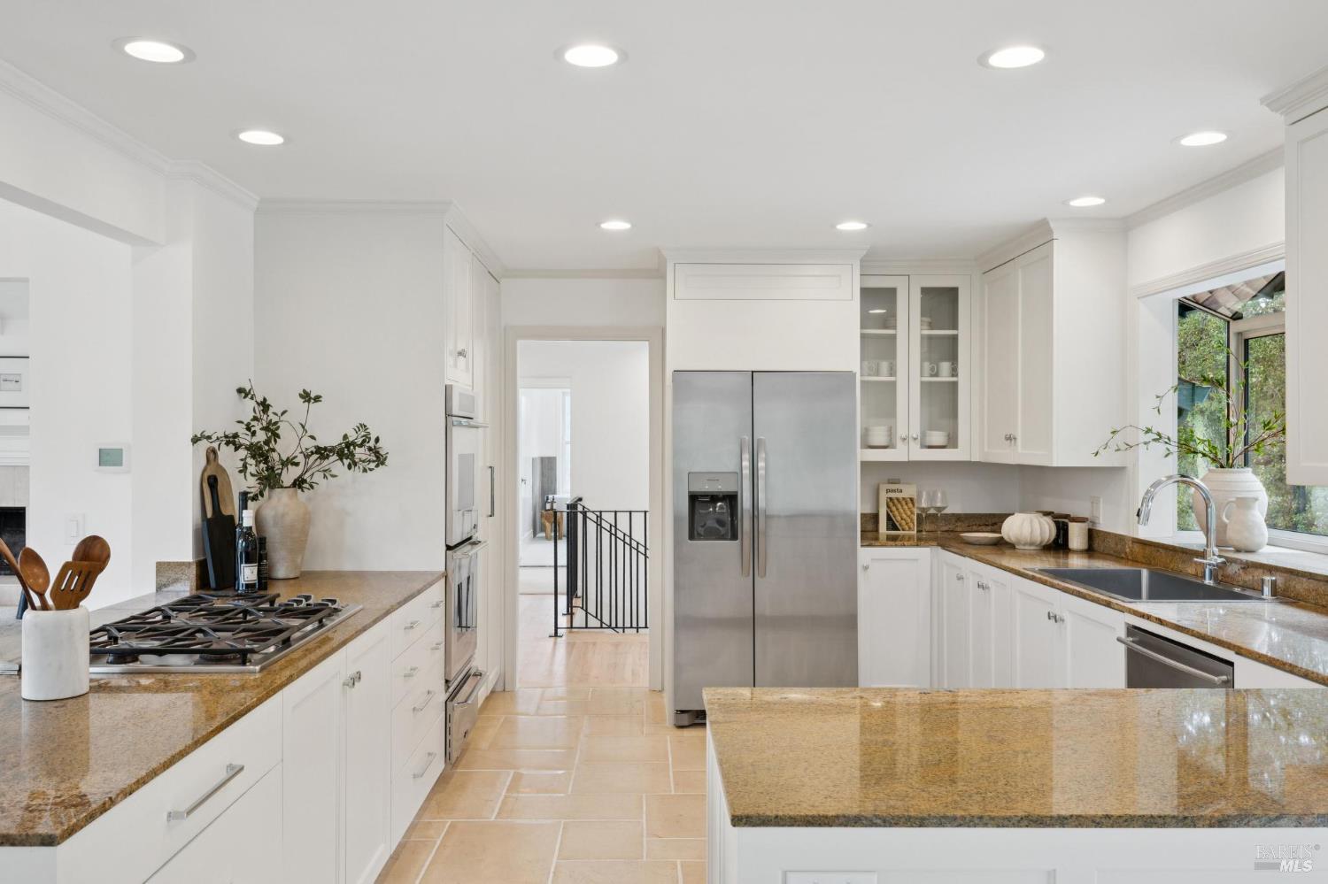 16 Dutch Valley Lane