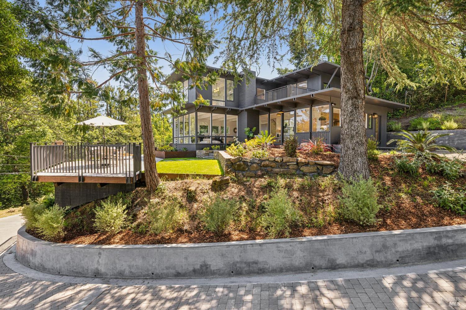 485 Scenic Road