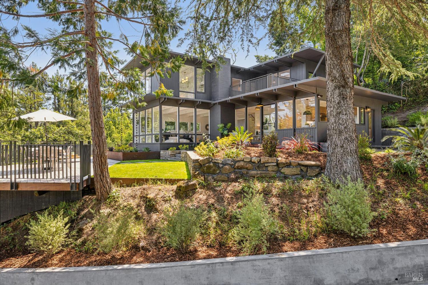 485 Scenic Road