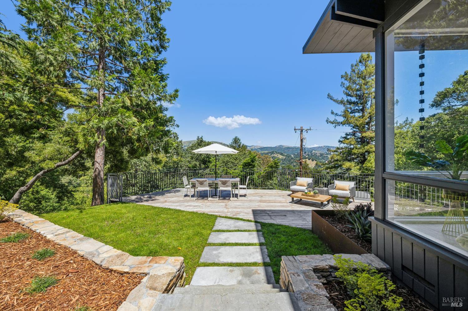 485 Scenic Road