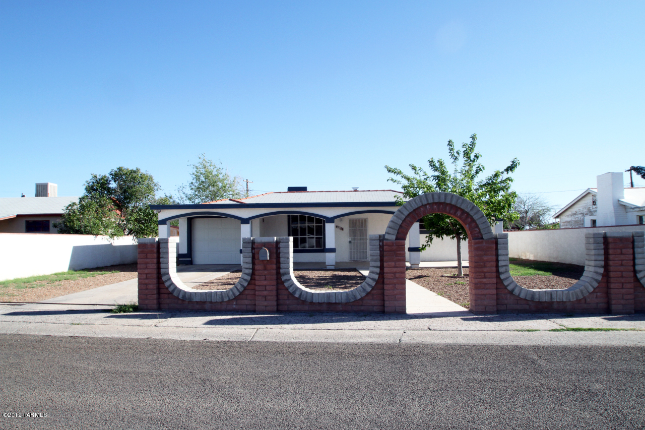 919 W Calle Margarita