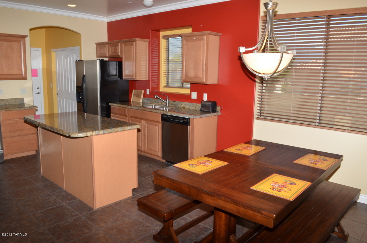 39484 S Mountain Shadow Drive