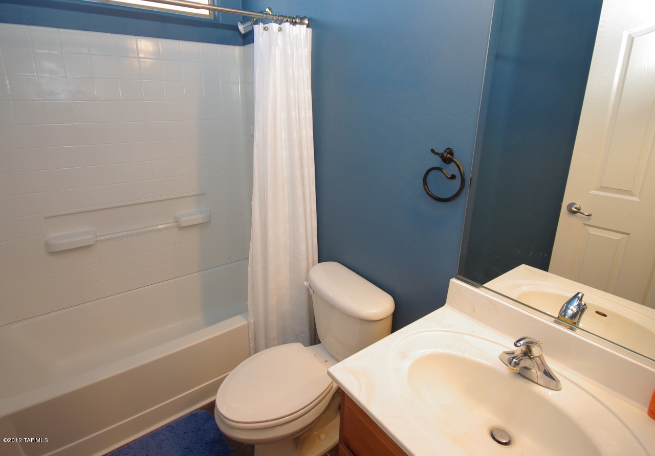 39484 S Mountain Shadow Drive