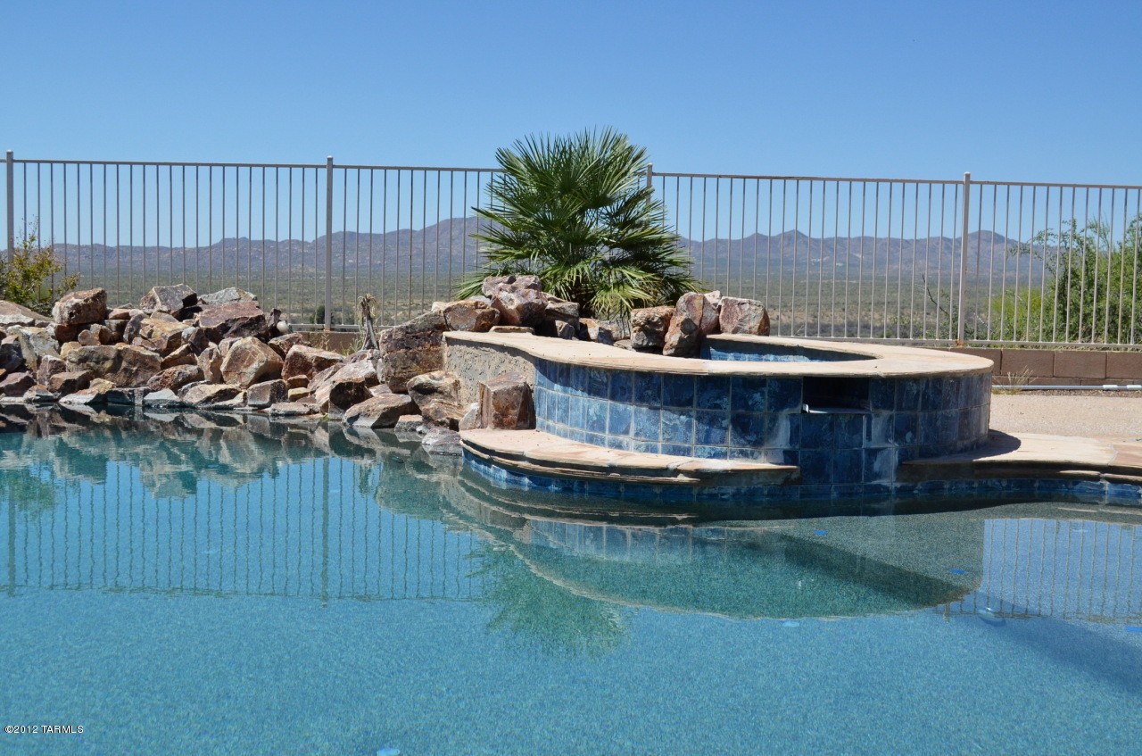 39484 S Mountain Shadow Drive