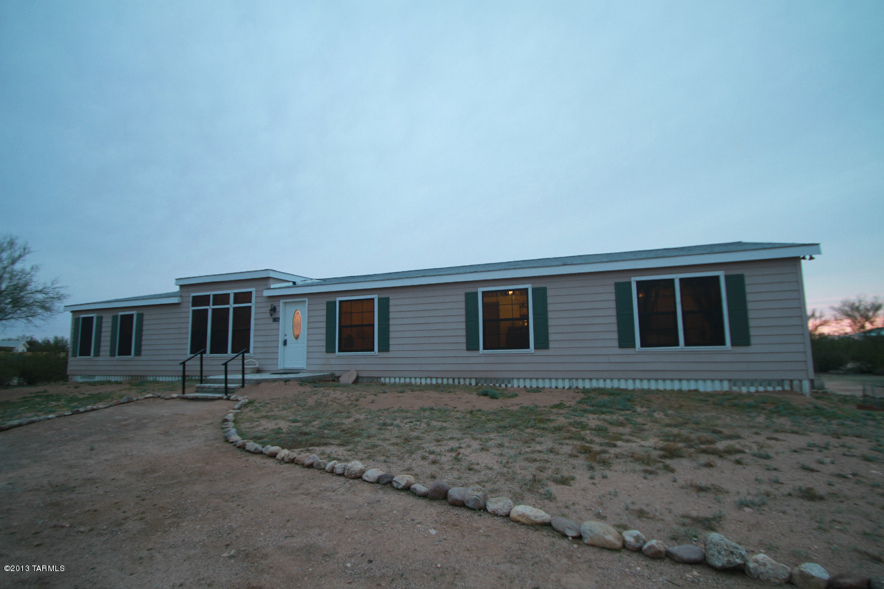 6485 N Annies Lane