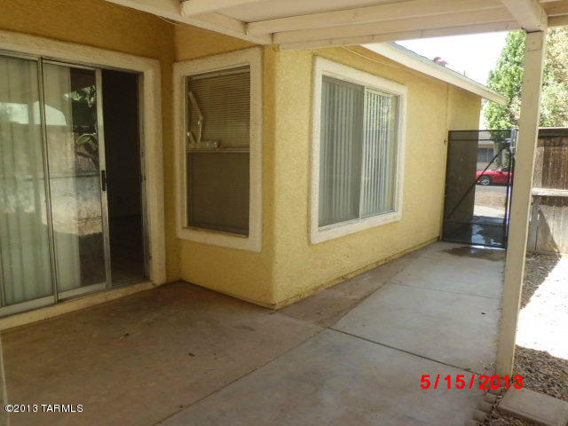 1889 W Southbrooke Circle