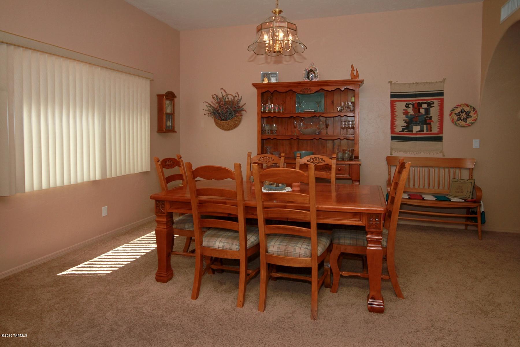 3741 W Placita Fantasia