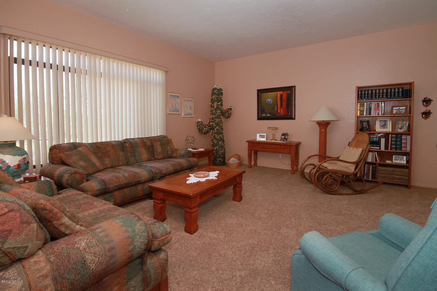 3741 W Placita Fantasia