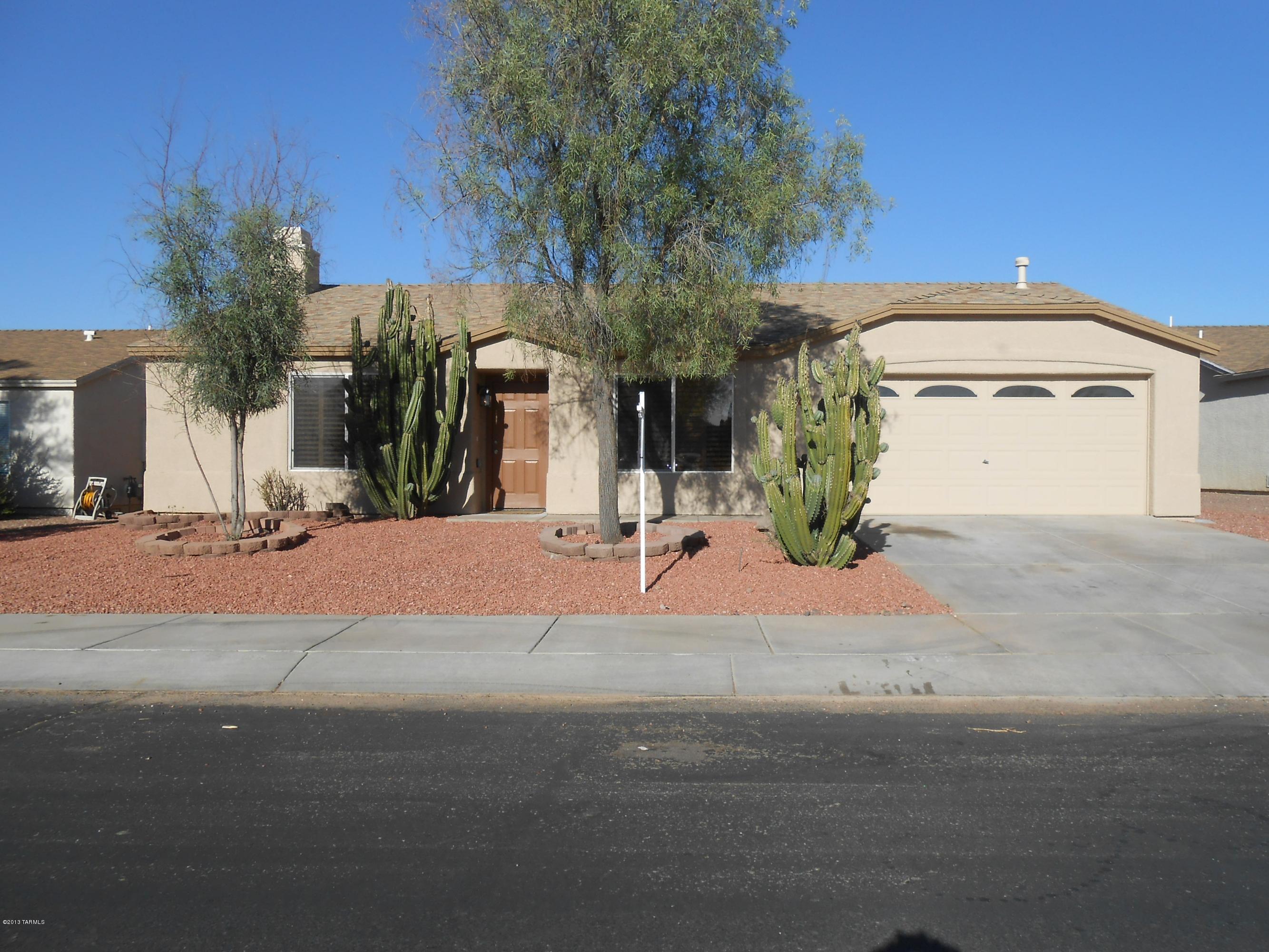8712 N Silver Moon Way