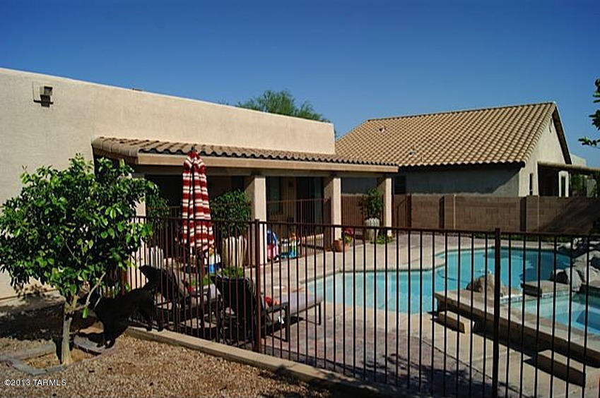 8192 N White Stallion Place