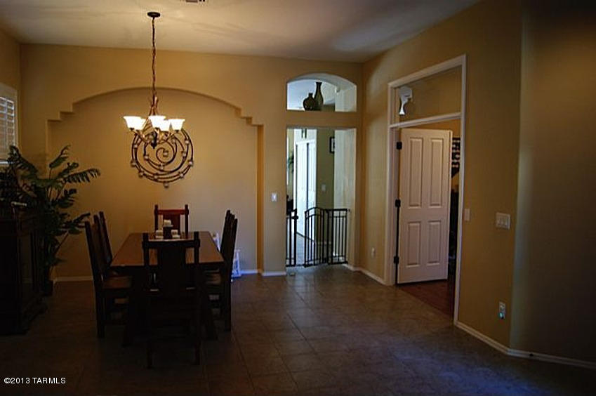 8192 N White Stallion Place