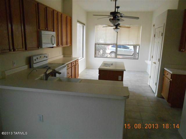 8906 N Veridian Drive