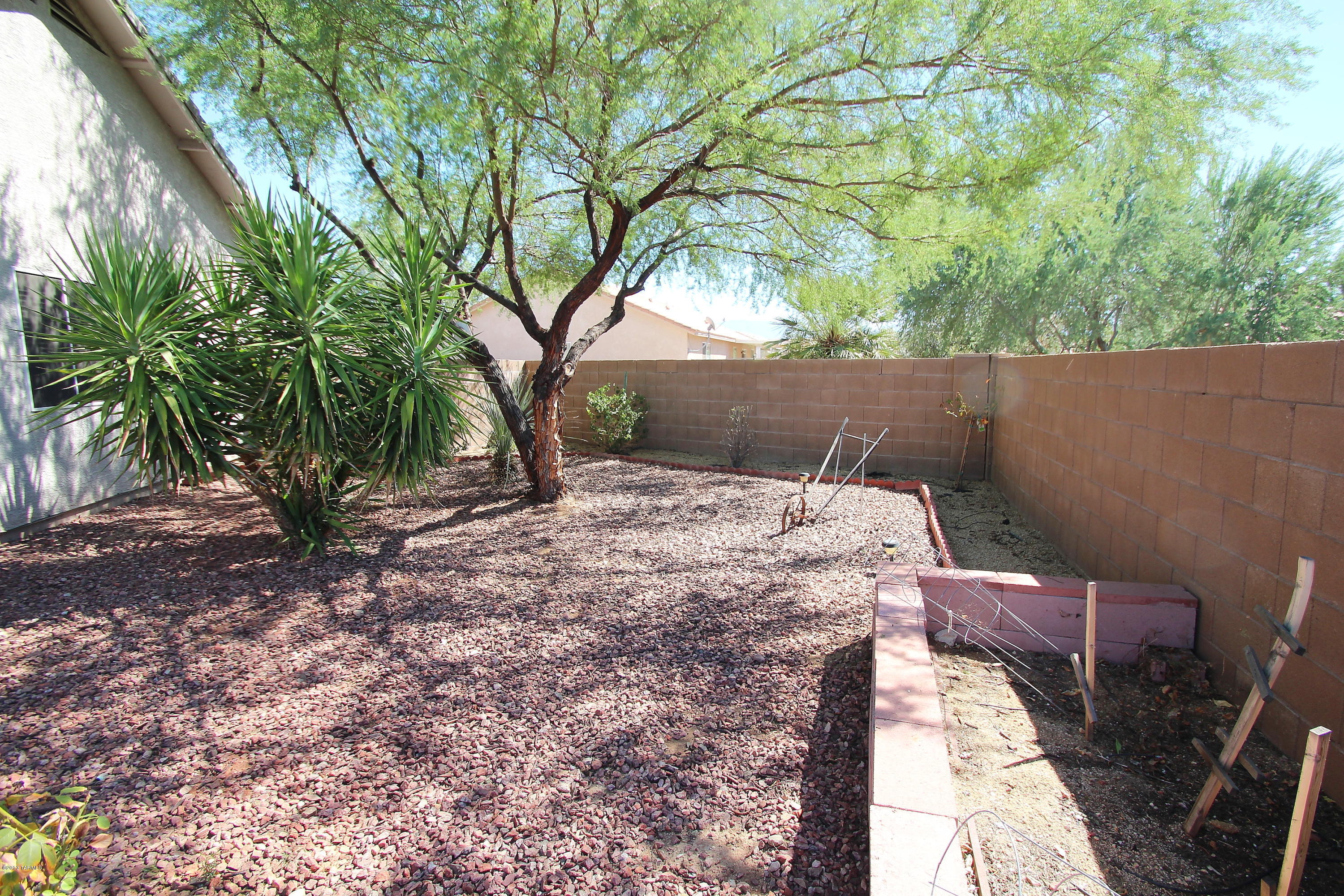 5483 W Fresnal Canyon Place