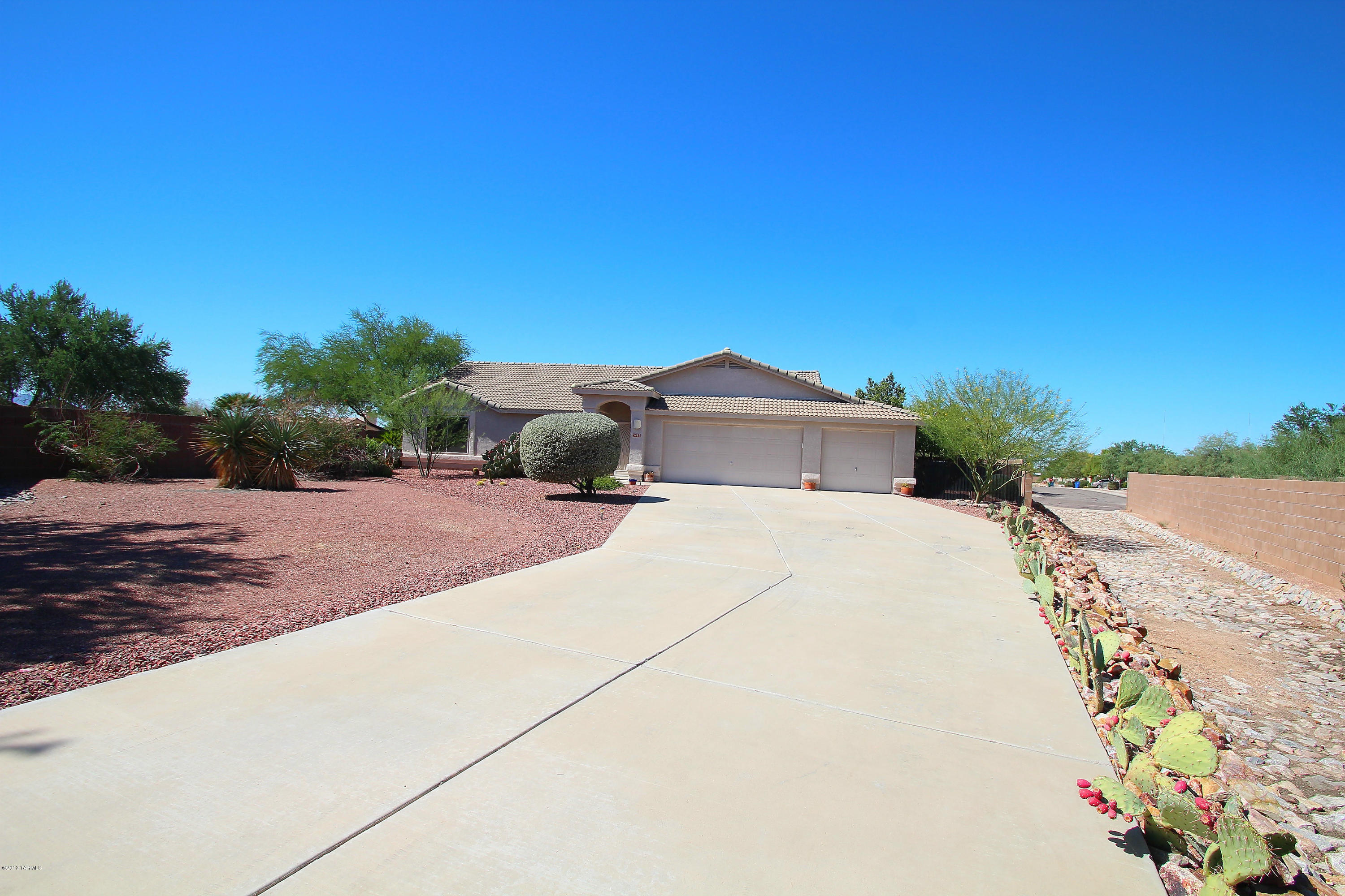 5483 W Fresnal Canyon Place