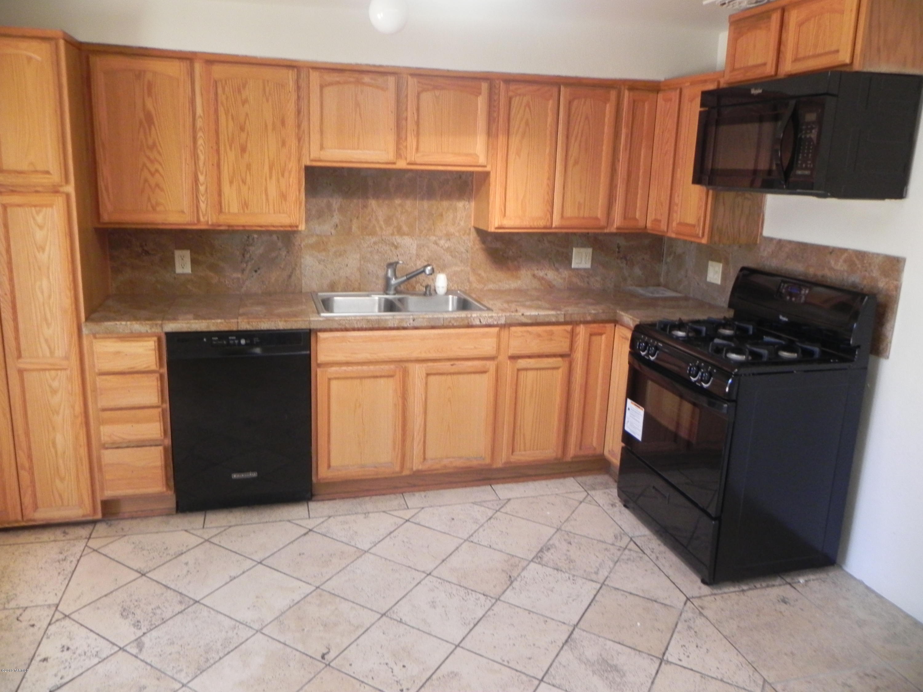 897 W Holladay Drive