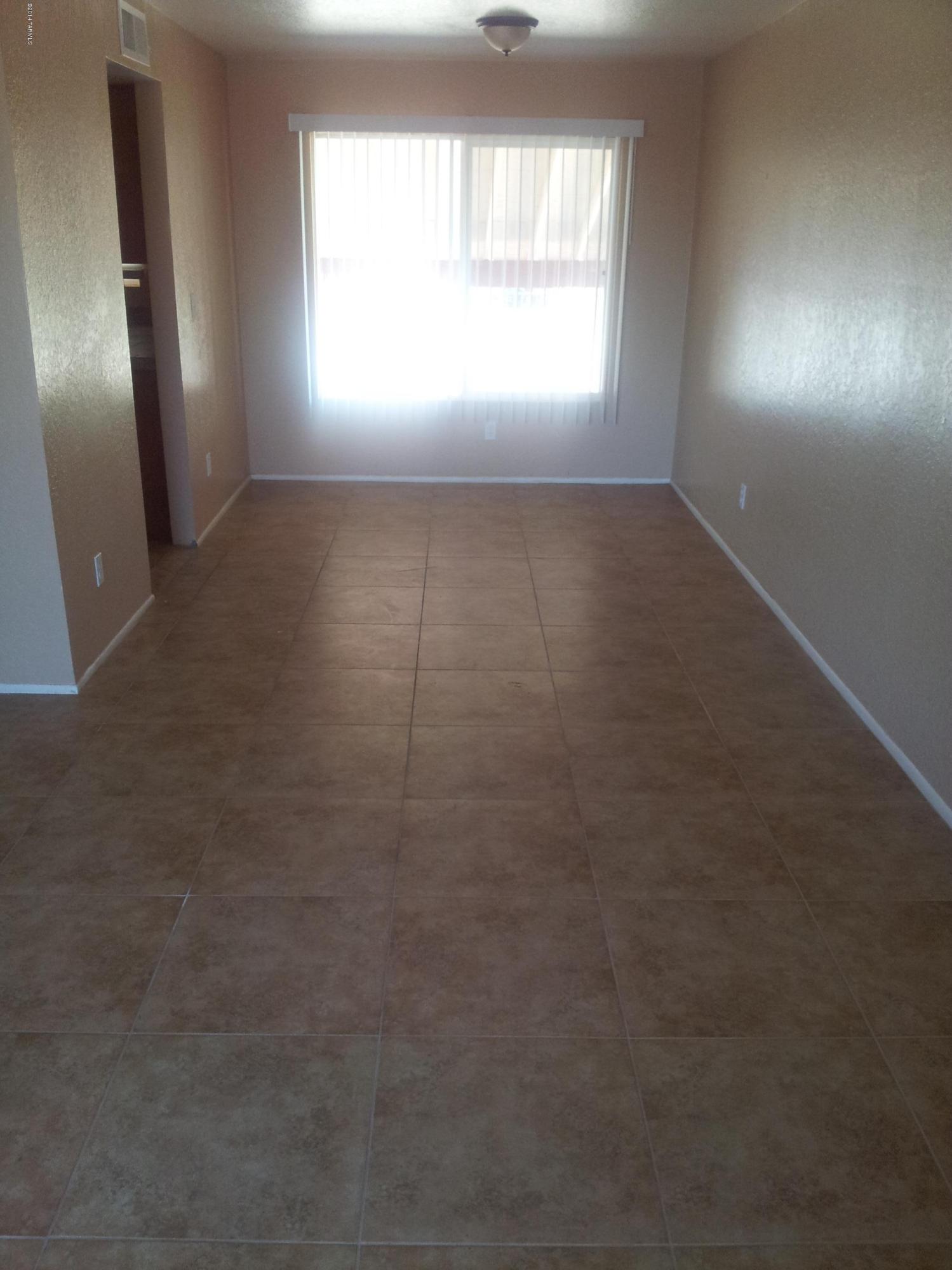 7600 S Calle Del Lago