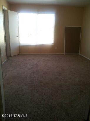 7600 S Calle Del Lago