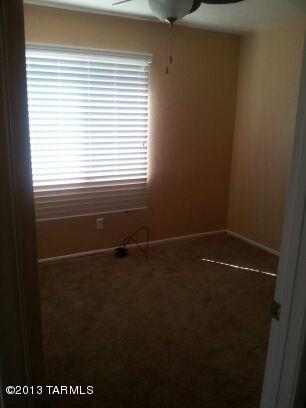 7600 S Calle Del Lago