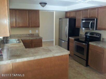 7600 S Calle Del Lago