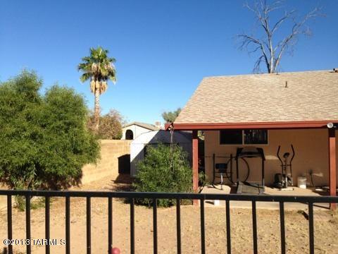 7600 S Calle Del Lago