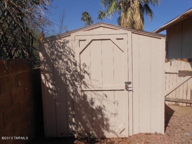 1433 W Canyon Shadows Lane