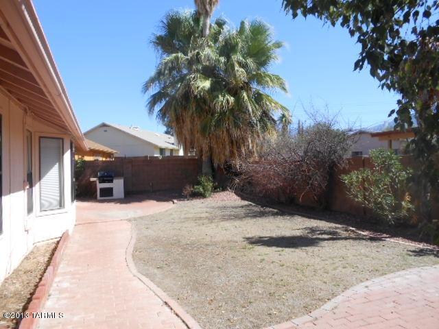 1433 W Canyon Shadows Lane