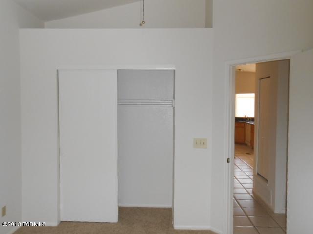1433 W Canyon Shadows Lane