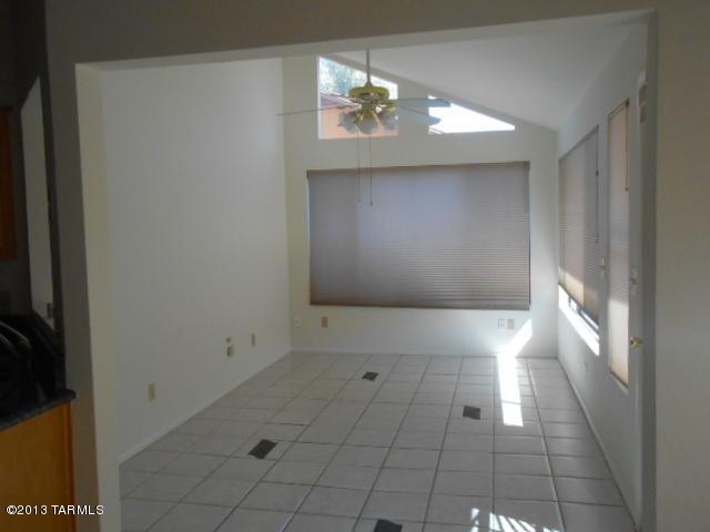 1433 W Canyon Shadows Lane